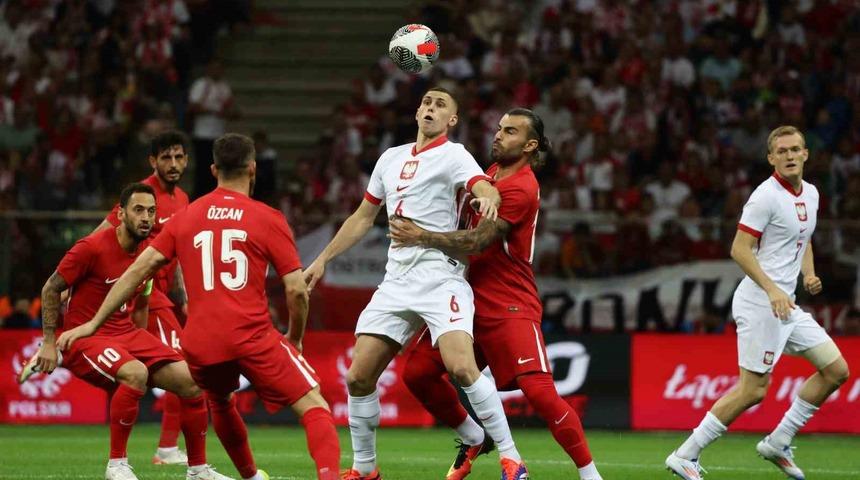 Son dakikada yıkıldık! A Milli Takım Polonya'ya 2-1 mağlup oldu