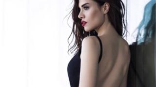 Önce paylaştı sonra sildi... Şükran Ovalı'nın photoshopsuz halini görenler inanamadı 