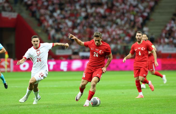 Polonya yenilgisi sonrası Montella'ya sert sözler! "Onu oynatmamak delilik" G2