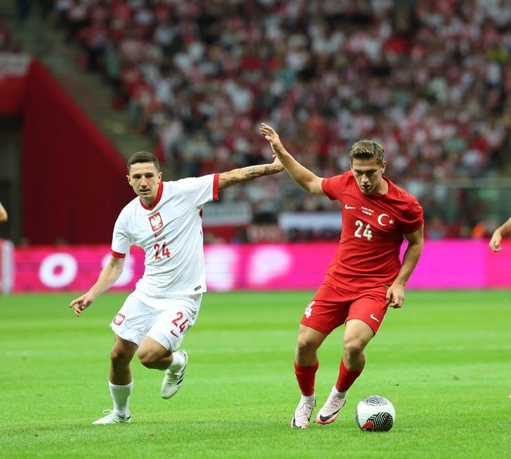 Polonya yenilgisi sonrası Montella'ya sert sözler! "Onu oynatmamak delilik" G3