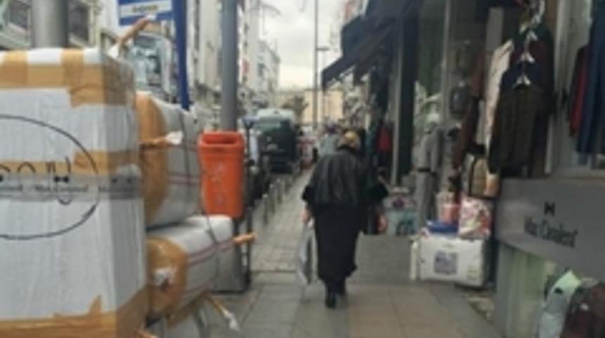 Rusya'yla gerginlik sonrası Laleli&rsquo;de bavul ticareti krizde