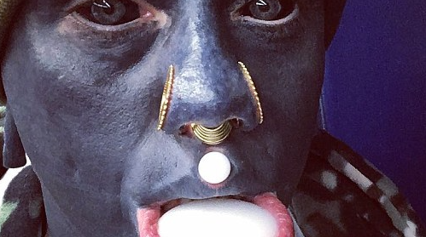 Mürekkeple ten rengini dahi değiştirdi! Dövme bağımlısının itirafı sosyal medyaa gündem oldu... "Dolduracak tek yerim kaldı" 