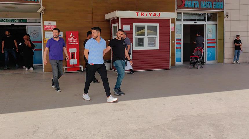 Bursa'da evli ablasını başka bir erkekle görünce bıçakladı!