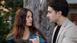 Bikinili pozunu kaldırmasını istemişti! Leyla Tanlar'dan nişanlısı Burak Dakak'a aşk dolu bakış 