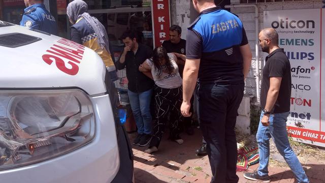 Engelli kız annesi ve anneannesini kilitleyip, alıkoyup darp etti! Ters kelepçe ambulansa bindirildi