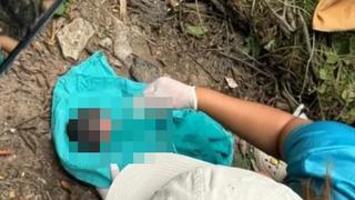 Böyle canilik görülmedi! Rögar kapağının yanında doğum yapan anne bebeğini kanalizasyona atmak istedi...Kedi ağlamasına benzer sesler duydum