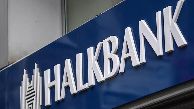 Halkbank yurt dışı piyasadan 300 milyon dolar kaynak temin etti