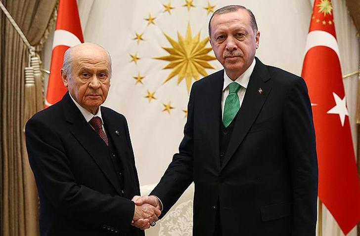 Bahçeli'nin sözleri AK Parti'de gündem oldu! Kurmaylardan açıklama geldi: Erdoğan 'aman ha' diye uyardı