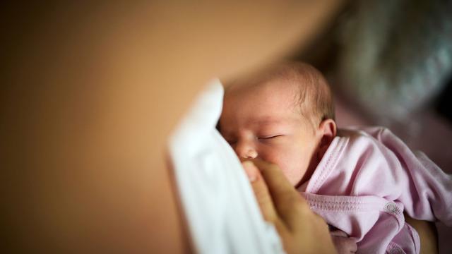 Emzirmenin faydalarını duyan şaşırıyor meme ve rahim kanseri riskini azaltıyor