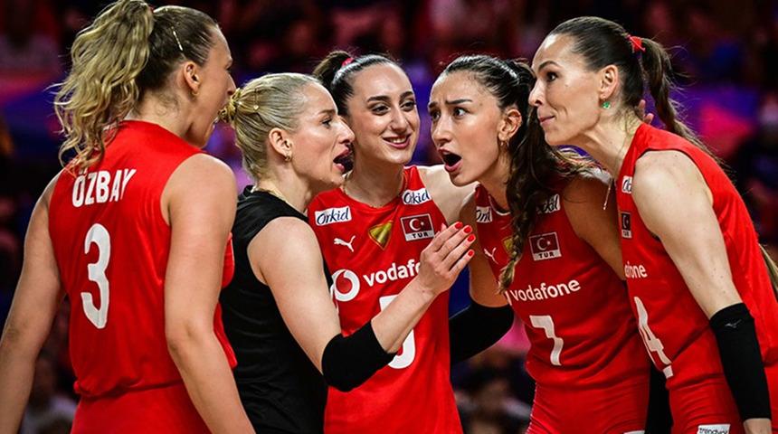 A Milli Kadın Voleybol Takımı, Milletler Ligi'nde finallere kalmayı garantiledi