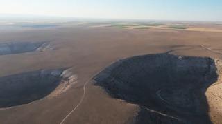 Tedirginliği artırdı! O bölgede de oluşmaya başladı... 'Yeni bir çökmenin başlangıcı' diyerek açıkladı