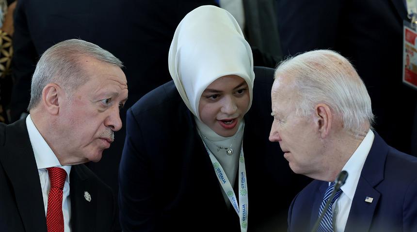 G7'de önemli temaslar! Cumhurbaşkanı Erdoğan, ABD Başkanı Joe Biden ile görüştü