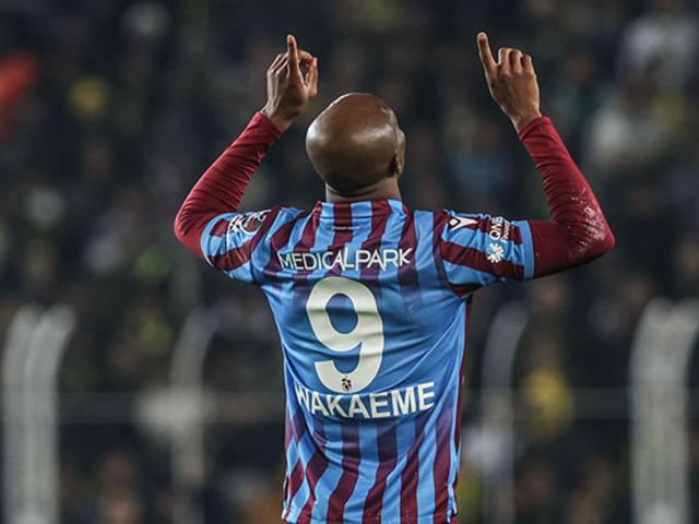 SON DAKİKA: Trabzonspor resmen açıkladı! Nwakaeme geri döndü