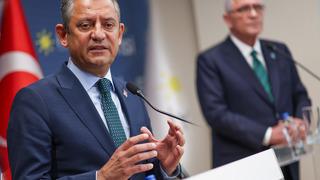 ‘İstesek CHP’ye en az 10 vekil gelir’ Ankara kulislerini karıştıran sözler! İYİ Partililer tepki gösterdi…