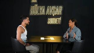 Hülya Avşar, Kerimcan Durmaz'a özel hayatını açık açık sordu! Önce bozuldu, sonra sözleriyle düzeltti! Kim bilir kaç tane evli erkek...