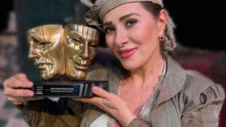 Ödül törenindeki karesi gündem olmuştu! Zuhal Olcay yüzündeki değişimin sebebini açıkladı