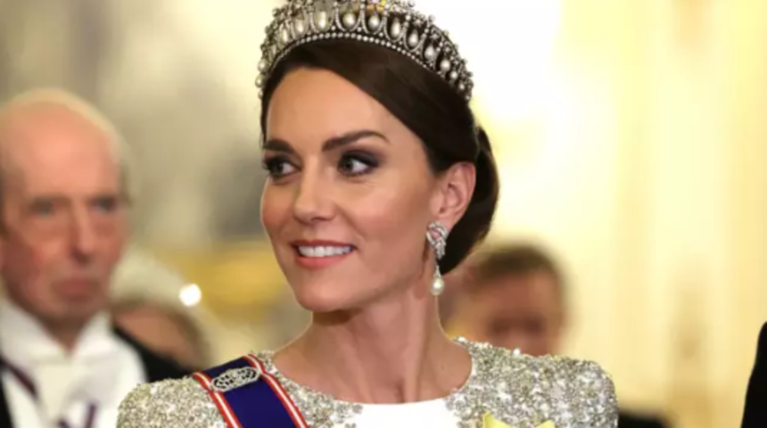 Uzun zamandır ortalarda yoktu... Galler Prensesi Kate Middleton sonunda ortaya çıktı