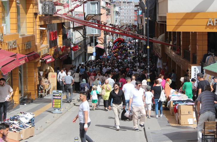 Ne Bodrum ne Çeşme ne Antalya... İstanbul boşaldı, o ilde sokaklar doldu taştı 'Bir yerden bir yere gitmekte zorlanıyoruz' 18875982-728xauto