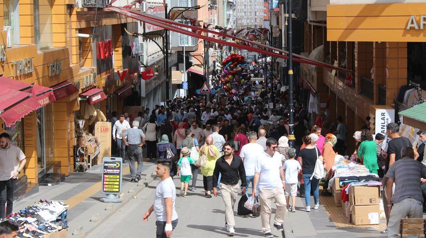 Ne Bodrum ne Çeşme ne Antalya... İstanbul boşaldı, o ilde sokaklar doldu taştı 'Bir yerden bir yere gitmekte zorlanıyoruz'