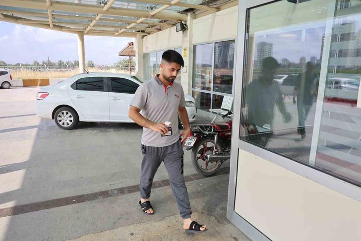 Acil servisler acemi kasaplarla doldu taştı! Hastanelere akın ettiler 'Kurban yerine kendimizi kestik' G3