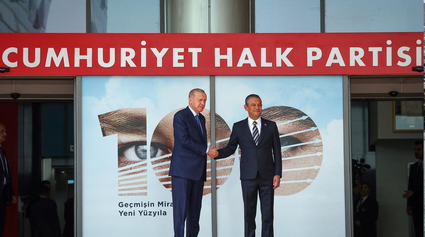 Özgür Özel'den "İade-i ziyaretimizi hazmedemedi" diyen Erdoğan'a yanıt: "Kendi ittifak ortağına söylüyor herhalde"