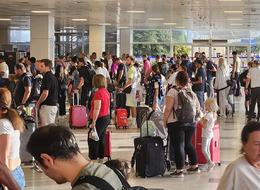 Yerlisi yabancısı... Peş peşe indiler! Antalya'da rekor kırıldı: Dakikada 1 uçak...