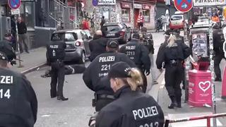 EURO 2024'e kan sıçradı! Alman polisi, Hollanda-Polonya maçı öncesi baltalı taraftarı vurarak etkisiz hale getirdi