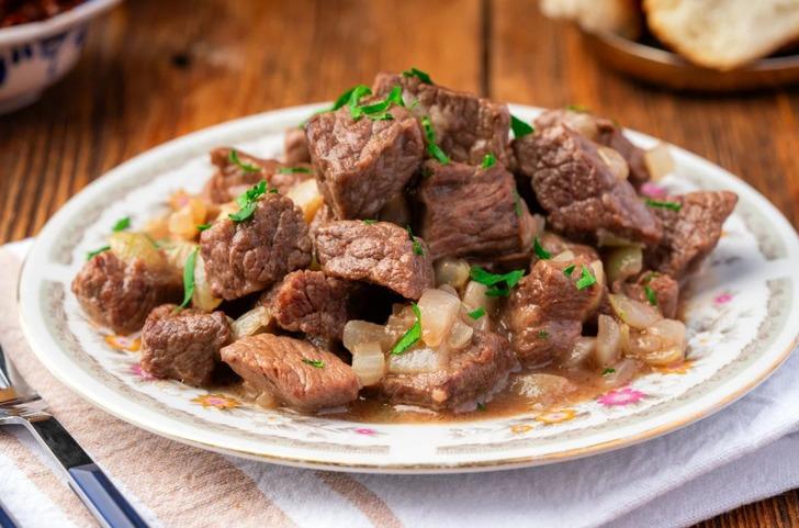 Lokum gibi kavurmanın içinde ne olur? Mehmet Yalçınkaya kavurma tarifi verdi! G2