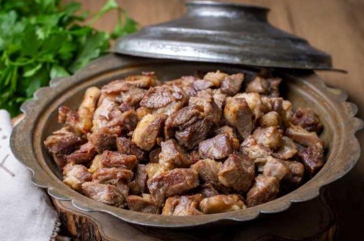 Lokum gibi kavurmanın içinde ne olur? Mehmet Yalçınkaya kavurma tarifi verdi! G4