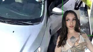 Bikinili barista ve müşteri arasında kahve ücreti konusunda tartışma yaşandı! Barista çekiçle arabanın ön camını kırdı