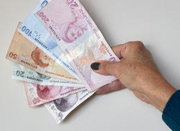 ‘3-20 Temmuz arasında emekliye 3 kez zam’ iddiası: Sadece 15 gün kaldı! SGK uzmanı, ‘Çok büyük baskı gelecek’ diyerek anlattı