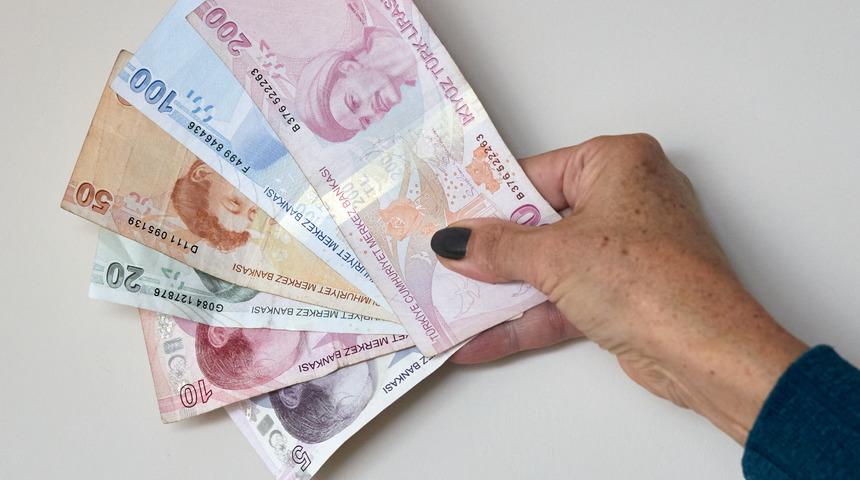 ‘3-20 Temmuz arasında emekliye 3 kez zam’ iddiası: Sadece 15 gün kaldı! SGK uzmanı, ‘Çok büyük baskı gelecek’ diyerek anlattı