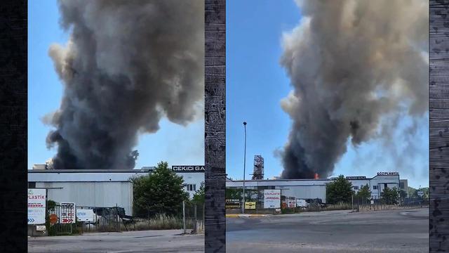 Kapkara dumanlar İstanbul semalarında yükseldi! Fabrika yangını ağaçlık alana da sıçradı