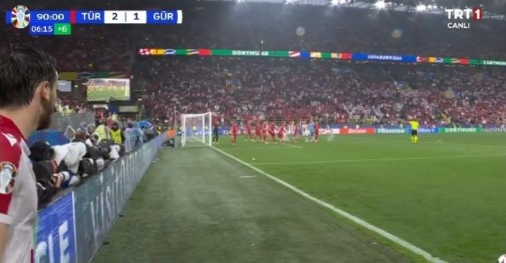 Gürcistan maçında tarihe geçecek karambol! Rakip kaleci ceza sahamıza geldi, saniyeler sonra topu ağlara gönderdik! G2