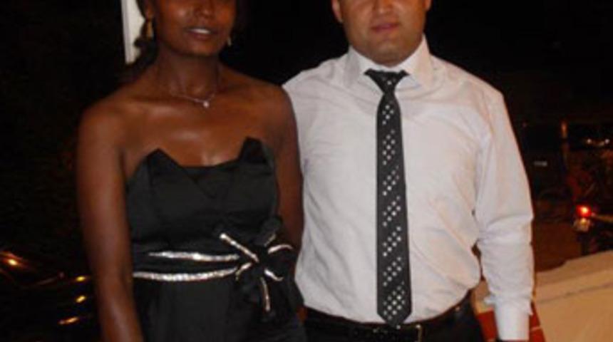 Nişanlısını öldürüp intihar etti