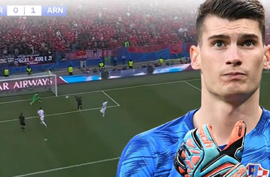 Hırvatistan'da Livakovic'ten &ccedil;ok b&uuml;y&uuml;k hata! Topu elinin altından ka&ccedil;ırdı...