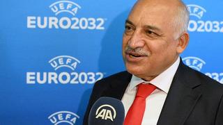 Mehmet Büyükekşi, Halil Umut Meler'e sahip çıktı! ''Dövdüğümüz hakem ikinci maçına çıkacak''