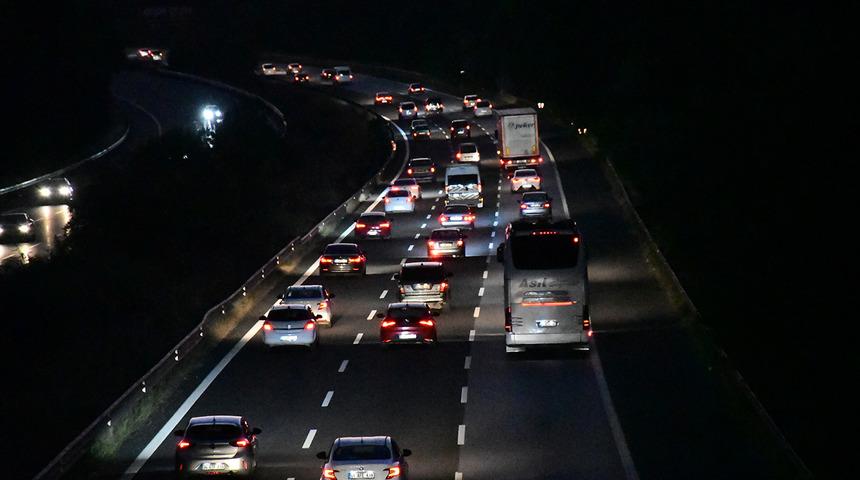 Tatilciler dönüş yoluna geçti! TEM ve Kırıkkale'de yoğunluk oluştu