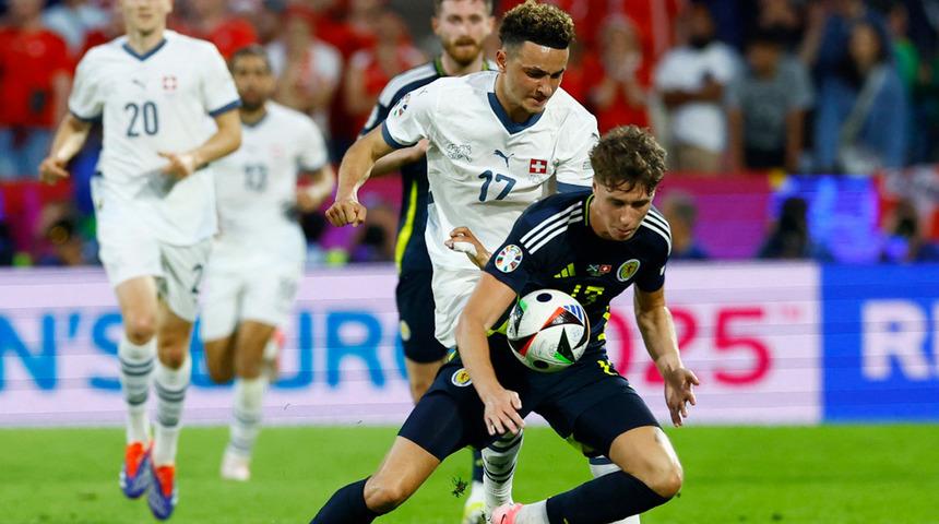 İsviçre ile İskoçya puanları paylaştı