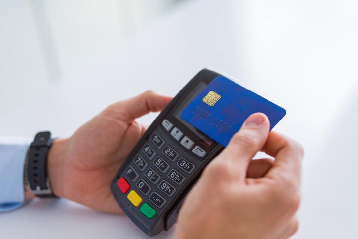 Kredi kartları için 2 yıl sonra değişiklik! Bugün resmen uygulamaya geçiyor: 750 liradan 1500 liraya çıkıyor