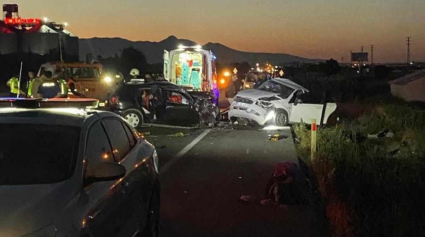 Konya'da katliam gibi kaza! 4 kişi hayatını kaybetti, 2 çocuk yaralı