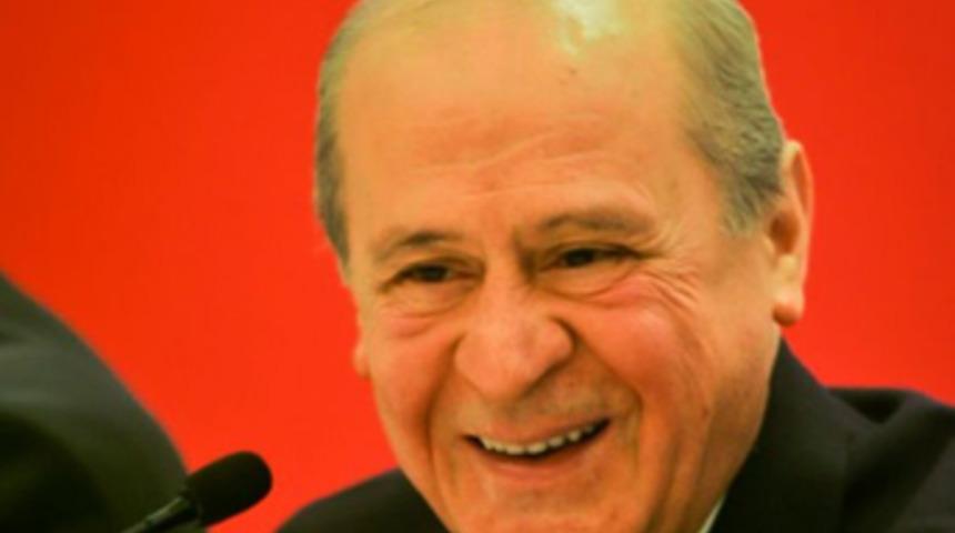 Bahçeli gülerken görüntülendi