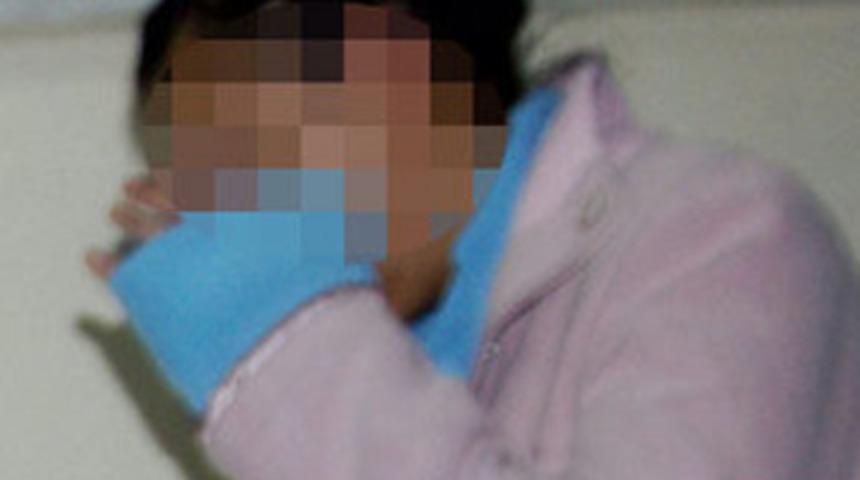 Şiddet g&ouml;ren kadın polise sığındı