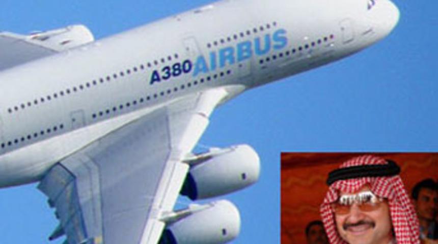 Suudi Prens Tallal'a 'uçan saray'