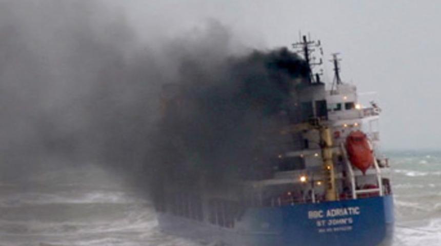 Şile açıklarında gemi battı