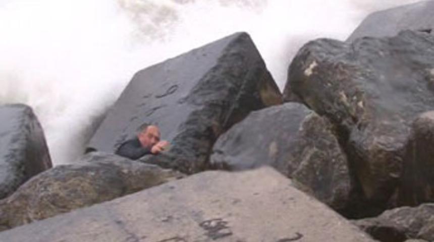 Kurtarmak i&ccedil;in gelmişti...