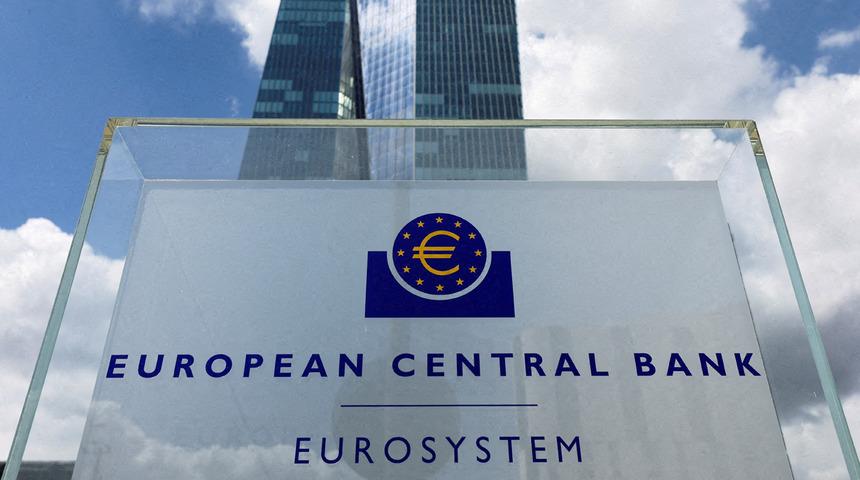 IMF'den ECB tahmini! 'Para politikası duruşunu kademeli olarak gevşetebilir'