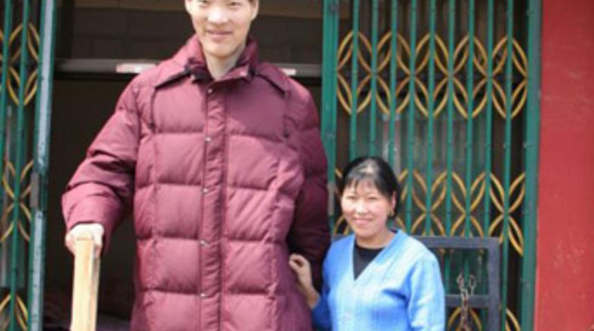 Guinness'in 2 değerli rekortmeni &ouml;ld&uuml;