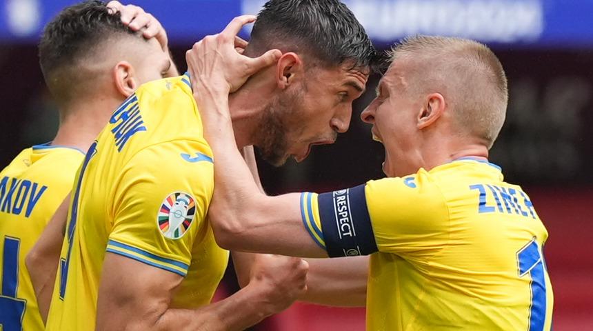 Ukrayna, Slovakya karşısında geriden gelip ilk galibiyetini aldı!