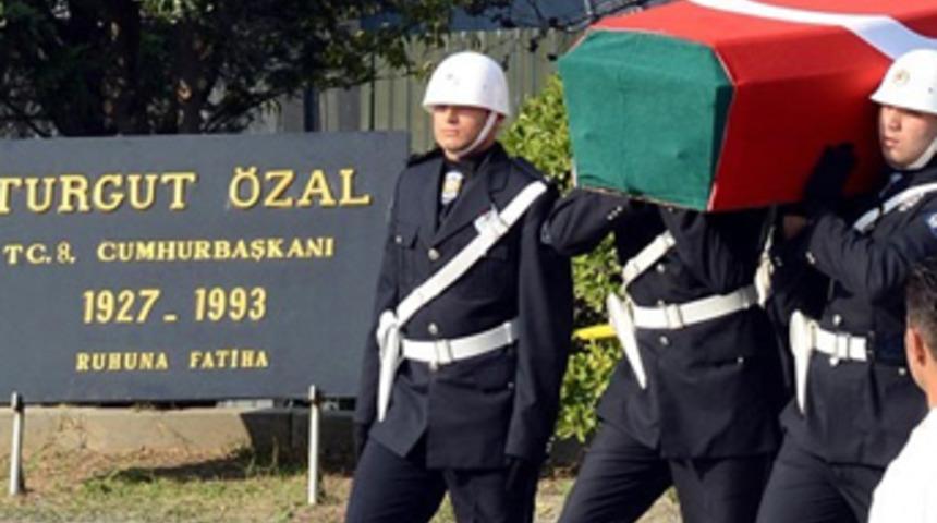 Turgut &Ouml;zal'ın naaşı neden bozulmadı?